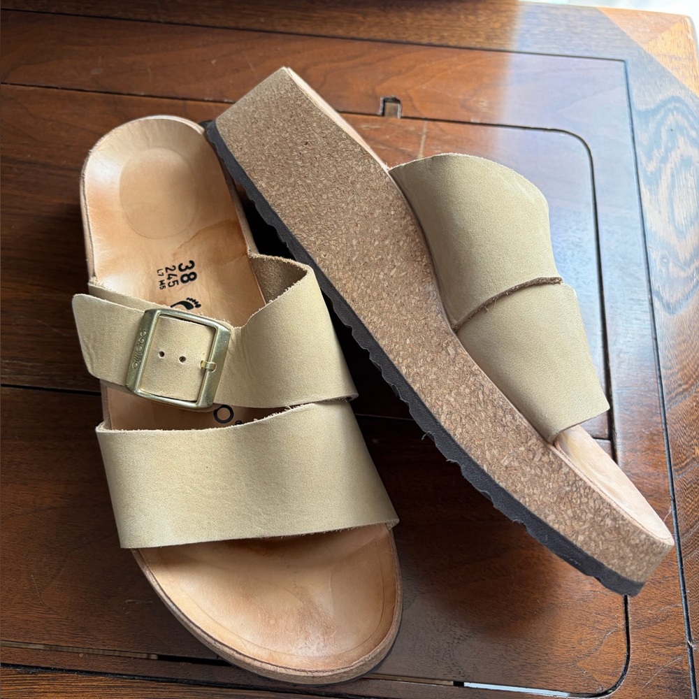 Birkenstock Women's Cream Cork Platform Sandals - Picture 2 of 9